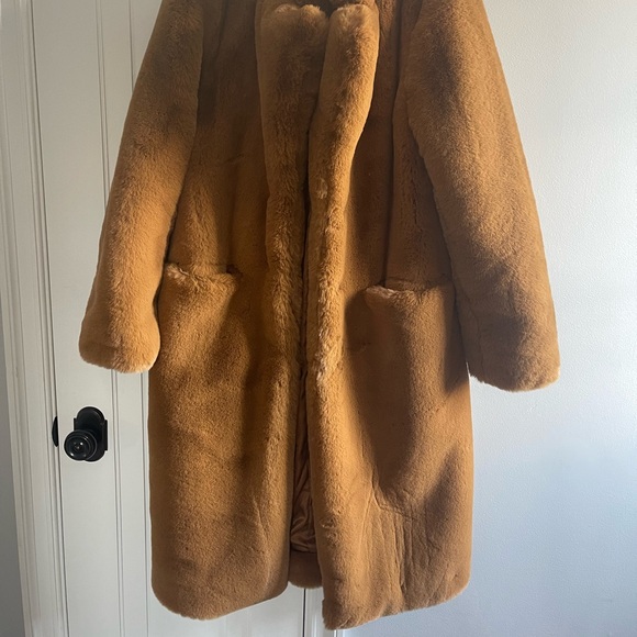 Apparis Laure Long Faux Fur Coat NWOT sz XS - Picture 7 of 8